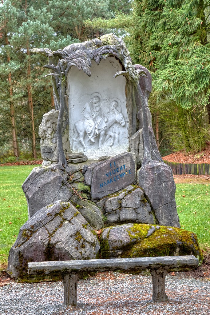 HDR kerkfotografie Mariapark Lommel Jesus Maria Sint Fransiscus Homo Josef Kerststal Mary kerstmis christmas noel bedevaart bedevaartplaats pilgrimage pelerinage heilig heilige holy saint